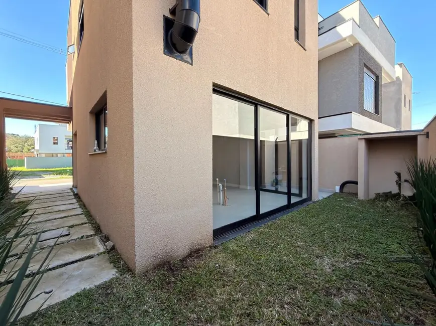 Foto 3 de Casa de Condomínio com 3 quartos à venda, 156m2 em Santa Cândida, Curitiba - PR