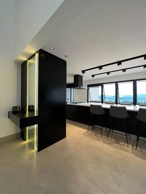 Apartamento com 3 quartos à venda, 171m2 em Sítio Tamboré Alphaville, Barueri - SP - imagem 3 Foto 3 de Apartamento com 3 quartos à venda, 171m2 em Sítio Tamboré Alphaville, Barueri - SP