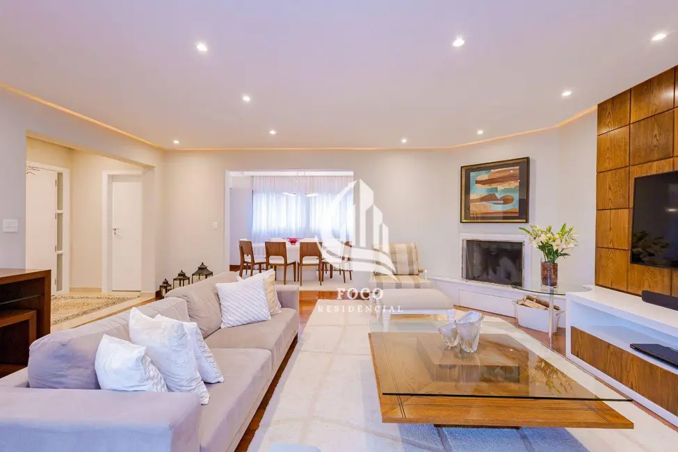 Foto 8 de Apartamento com 3 quartos à venda, 240m2 em São Paulo - SP