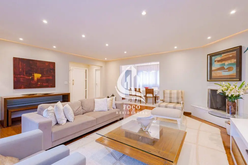 Foto 9 de Apartamento com 3 quartos à venda, 240m2 em São Paulo - SP