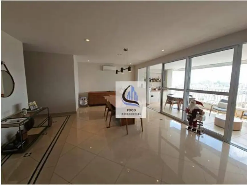 Apartamento com 3 quartos à venda e para alugar, 181m2 em Moema, São Paulo - SP - imagem 3 Foto 3 de Apartamento com 3 quartos à venda e para alugar, 181m2 em Moema, São Paulo - SP