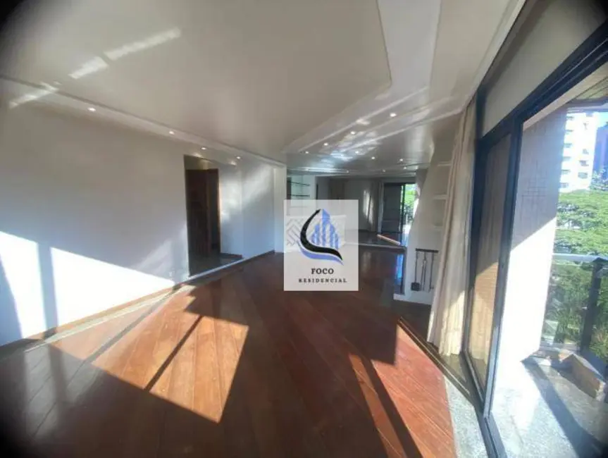 Foto 5 de Apartamento com 4 quartos à venda e para alugar, 250m2 em Moema, São Paulo - SP