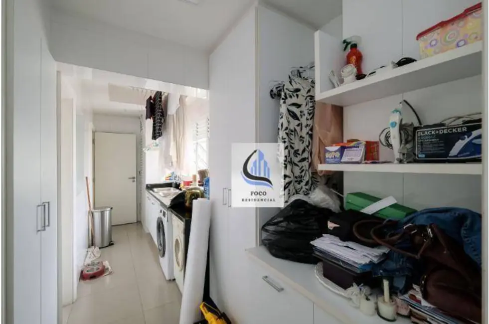 Foto 3 de Apartamento com 3 quartos para alugar, 294m2 em Itaim Bibi, São Paulo - SP