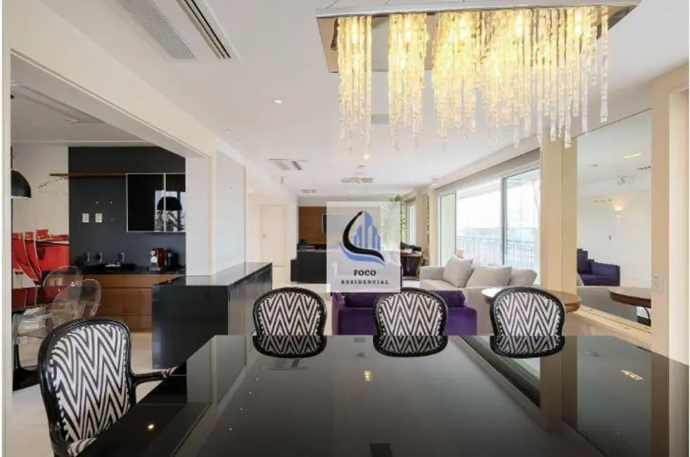 Foto 2 de Apartamento com 3 quartos para alugar, 294m2 em Itaim Bibi, São Paulo - SP