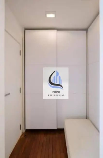 Foto 6 de Apartamento com 3 quartos para alugar, 294m2 em Itaim Bibi, São Paulo - SP