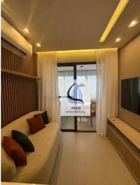 Kitnet com 1 quarto para alugar, 32m2 em Moema, São Paulo - SP - imagem 1 Foto 1 de Kitnet com 1 quarto para alugar, 32m2 em Moema, São Paulo - SP