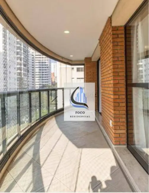 Apartamento com 3 quartos à venda, 167m2 em Moema, São Paulo - SP - imagem 4 Foto 4 de Apartamento com 3 quartos à venda, 167m2 em Moema, São Paulo - SP