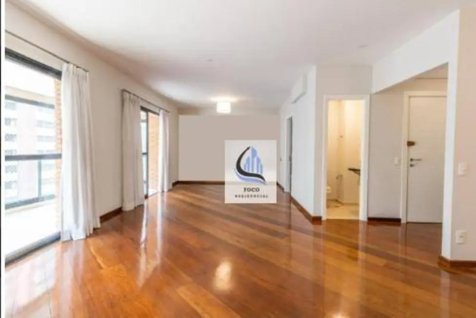 Apartamento com 3 quartos à venda, 167m2 em Moema, São Paulo - SP - imagem 1 Foto 1 de Apartamento com 3 quartos à venda, 167m2 em Moema, São Paulo - SP