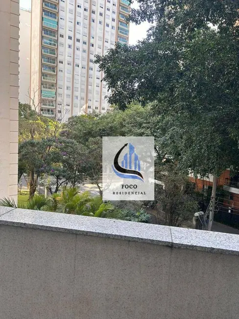 Apartamento com 4 quartos à venda e para alugar, 220m2 em Campo Belo, São Paulo - SP - imagem 9 Foto 9 de Apartamento com 4 quartos à venda e para alugar, 220m2 em Campo Belo, São Paulo - SP