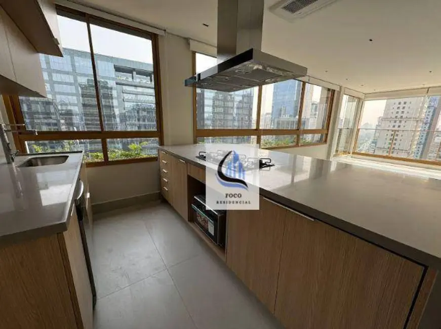 Foto 1 de Apartamento com 3 quartos para alugar, 147m2 em Itaim Bibi, São Paulo - SP
