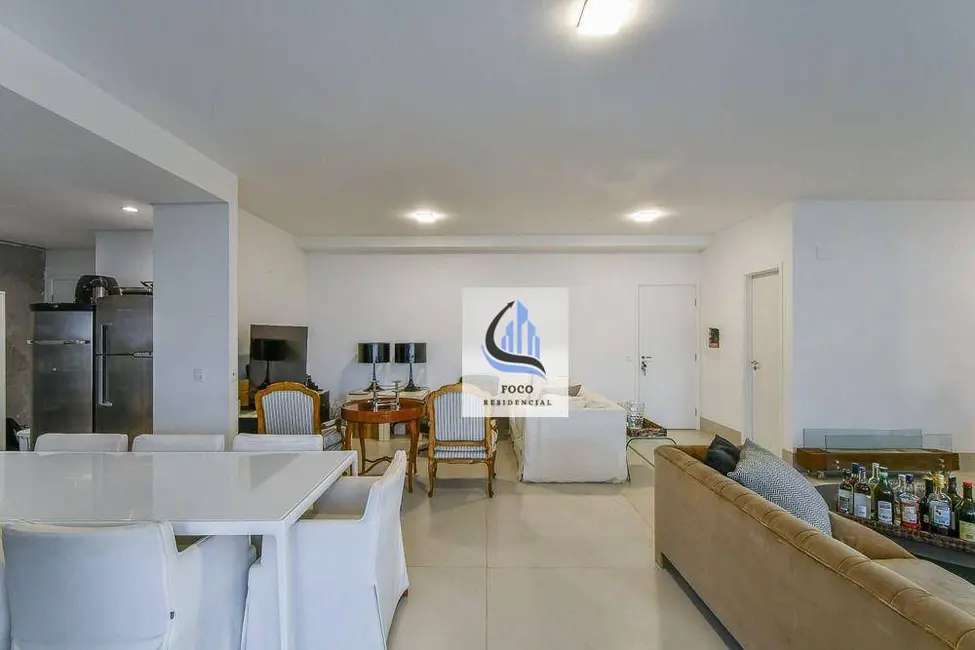 Apartamento com 3 quartos à venda, 186m2 em Campo Belo, São Paulo - SP - imagem 8 Foto 8 de Apartamento com 3 quartos à venda, 186m2 em Campo Belo, São Paulo - SP