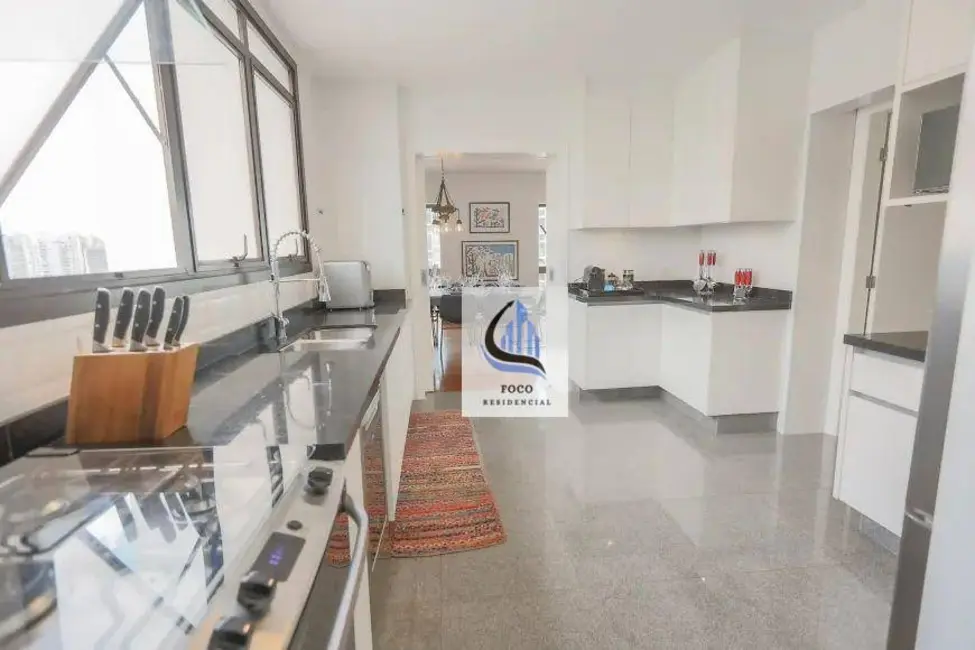 Foto 7 de Apartamento com 3 quartos à venda, 227m2 em Cidade Monções, São Paulo - SP