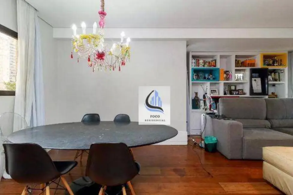 Foto 2 de Apartamento com 3 quartos à venda e para alugar, 187m2 em Campo Belo, São Paulo - SP
