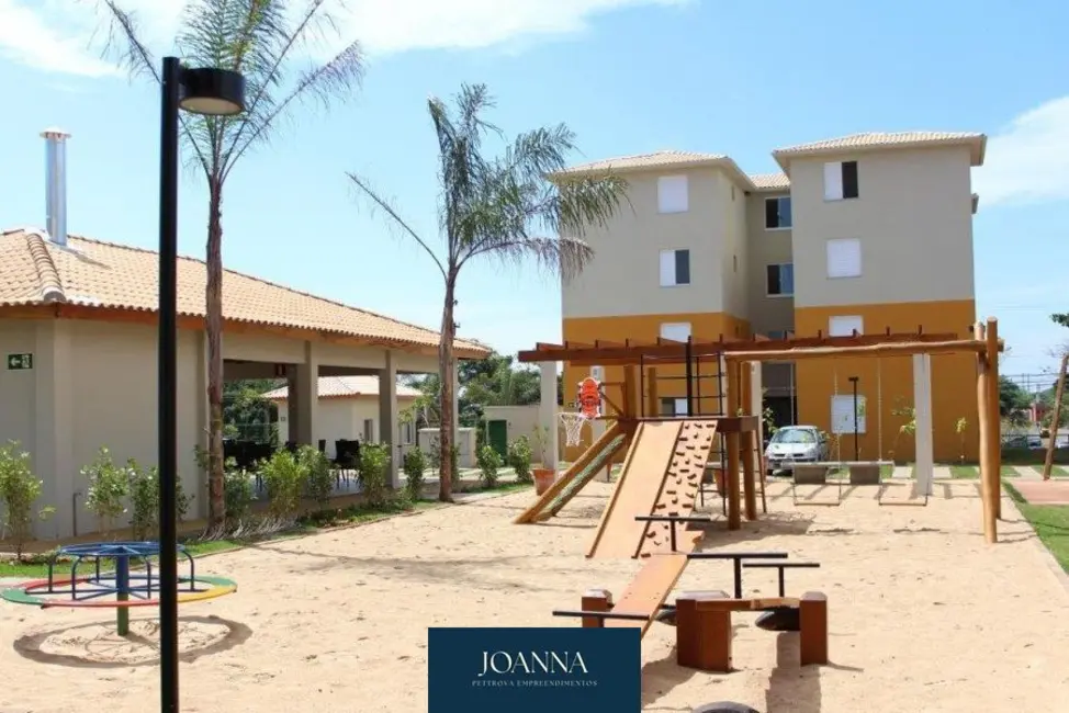 Apartamento com 2 quartos à venda, 41m2 em Jardim Jóquei Club, Londrina - PR - imagem 4 Foto 4 de Apartamento com 2 quartos à venda, 41m2 em Jardim Jóquei Club, Londrina - PR