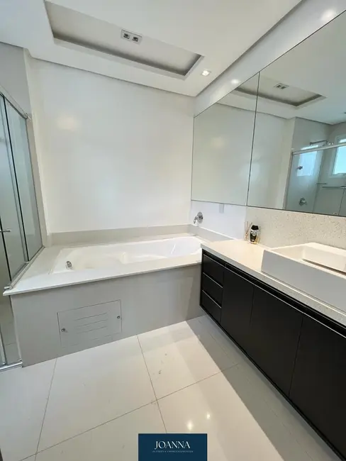 Foto 3 de Apartamento com 4 quartos à venda, 223m2 em Centro, Balneario Camboriu - SC