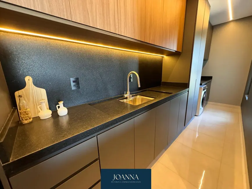 Apartamento com 2 quartos à venda, 61m2 em Jardim Gisela, Toledo - PR - imagem 5 Foto 5 de Apartamento com 2 quartos à venda, 61m2 em Jardim Gisela, Toledo - PR
