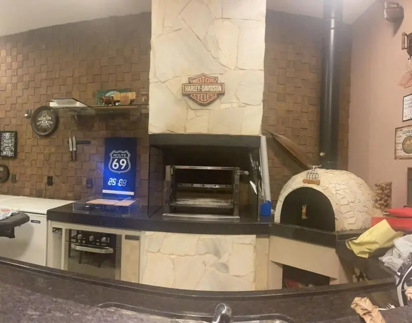 Sobrado com 3 quartos à venda, 243m2 em Roncáglia, Valinhos - SP - imagem 7 Foto 7 de Sobrado com 3 quartos à venda, 243m2 em Roncáglia, Valinhos - SP