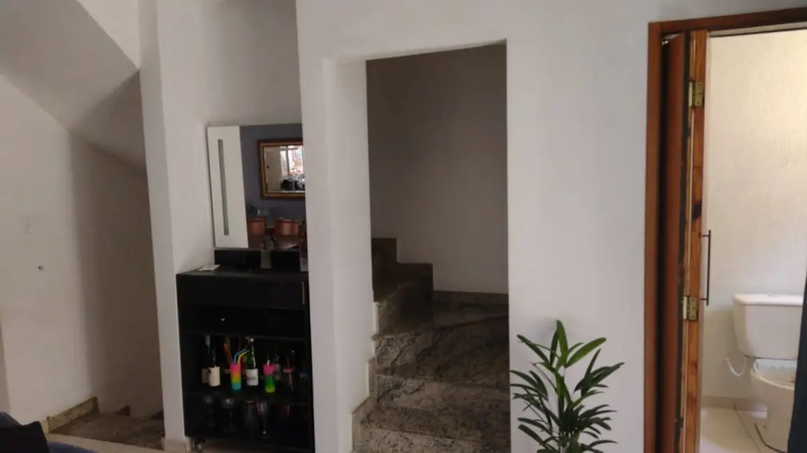 Sobrado com 3 quartos à venda, 135m2 em Vila Matilde, São Paulo - SP - imagem 4 Foto 4 de Sobrado com 3 quartos à venda, 135m2 em Vila Matilde, São Paulo - SP