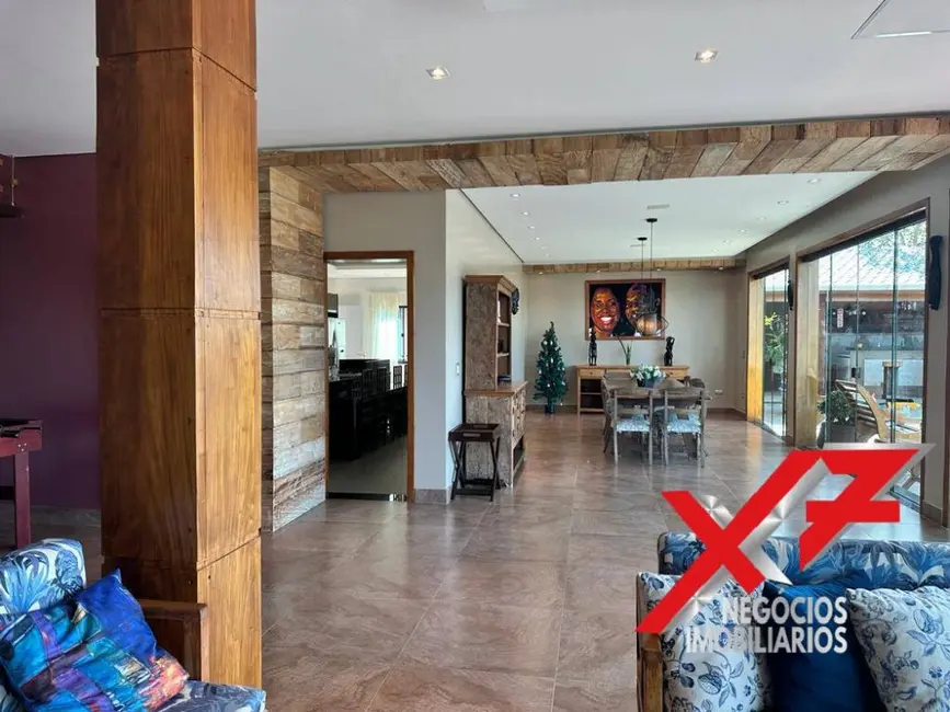 Sobrado com 7 quartos à venda, 740m2 em Igarata - SP - imagem 3 Foto 3 de Sobrado com 7 quartos à venda, 740m2 em Igarata - SP