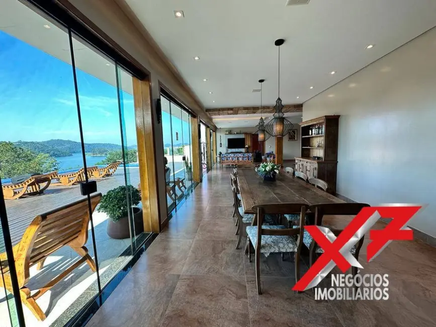 Sobrado com 7 quartos à venda, 740m2 em Igarata - SP - imagem 1 Foto 1 de Sobrado com 7 quartos à venda, 740m2 em Igarata - SP