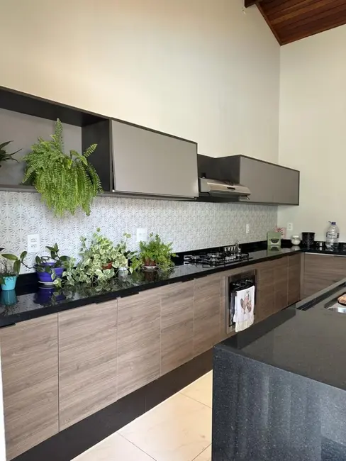 Casa com 1 quarto à venda, 1000m2 em Jardim Bandeirantes, Sorocaba - SP - imagem 3 Foto 3 de Casa com 1 quarto à venda, 1000m2 em Jardim Bandeirantes, Sorocaba - SP