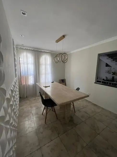 Sobrado com 3 quartos à venda, 250m2 em Jardim Aricanduva, São Paulo - SP - imagem 4 Foto 4 de Sobrado com 3 quartos à venda, 250m2 em Jardim Aricanduva, São Paulo - SP