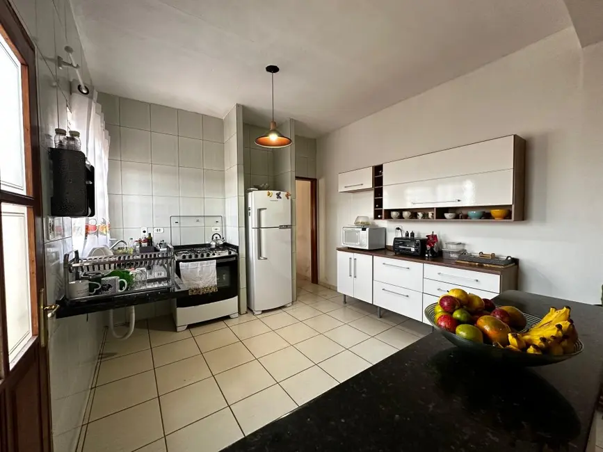 Foto 2 de Casa com 4 quartos à venda, 390m2 em Chácara Belenzinho, São Paulo - SP