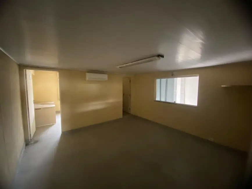 Foto 3 de Armazém / Galpão à venda, 500m2 em Itaim Paulista, São Paulo - SP