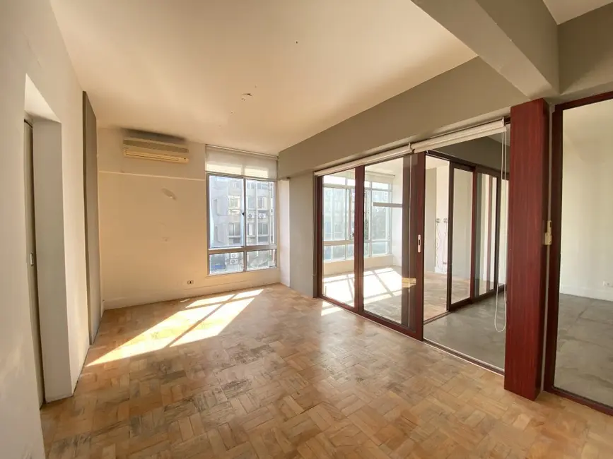 Sala Comercial à venda, 118m2 em Jardim Paulistano, São Paulo - SP - imagem 5 Foto 5 de Sala Comercial à venda, 118m2 em Jardim Paulistano, São Paulo - SP