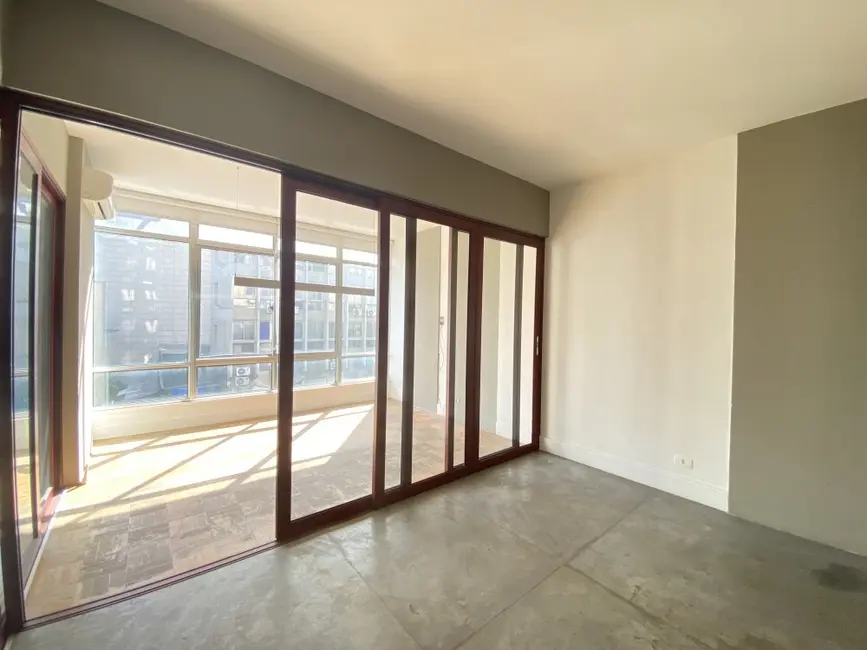 Sala Comercial à venda, 118m2 em Jardim Paulistano, São Paulo - SP - imagem 1 Foto 1 de Sala Comercial à venda, 118m2 em Jardim Paulistano, São Paulo - SP