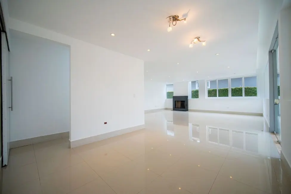 Foto 6 de Sobrado com 5 quartos à venda, 422m2 em Residencial Morada dos Lagos, Barueri - SP