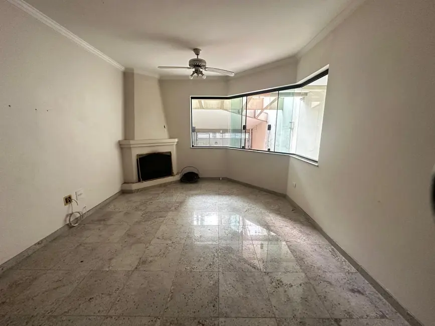 Sobrado com 3 quartos à venda, 250m2 em Jardim Anália Franco, São Paulo - SP - imagem 3 Foto 3 de Sobrado com 3 quartos à venda, 250m2 em Jardim Anália Franco, São Paulo - SP