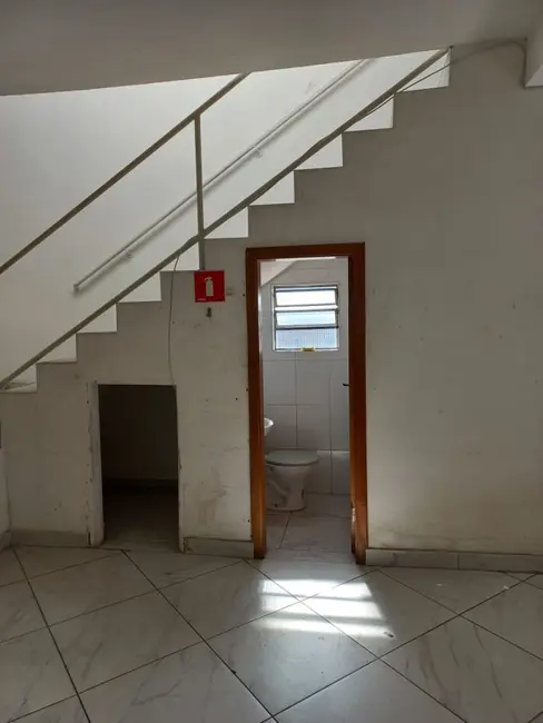 Armazém / Galpão para alugar, 670m2 em Cangaíba, São Paulo - SP - imagem 4 Foto 4 de Armazém / Galpão para alugar, 670m2 em Cangaíba, São Paulo - SP