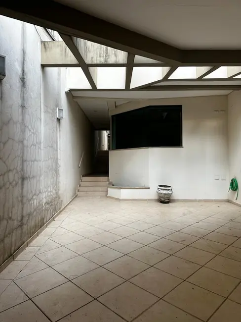 Foto 2 de Sobrado com 3 quartos para alugar, 250m2 em Jardim Anália Franco, São Paulo - SP