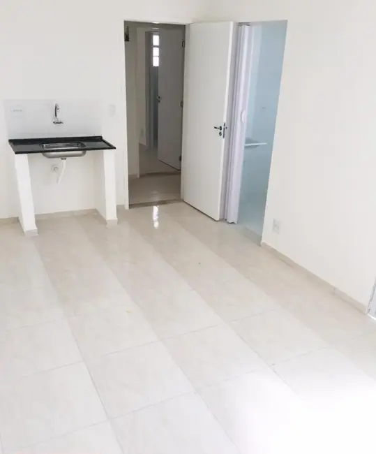 Kitnet com 1 quarto para alugar, 25m2 em Tatuapé, São Paulo - SP - imagem 6 Foto 6 de Kitnet com 1 quarto para alugar, 25m2 em Tatuapé, São Paulo - SP