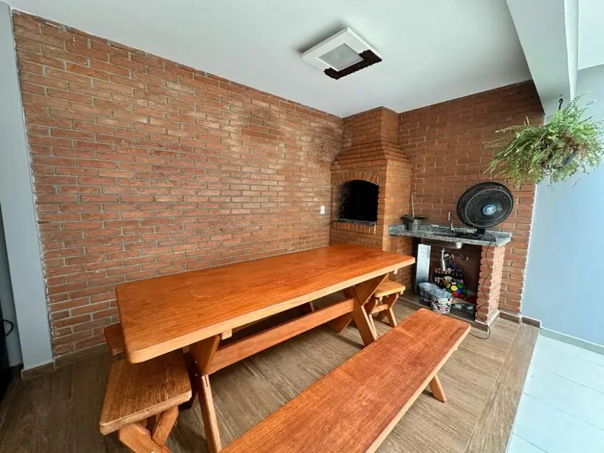 Sobrado com 3 quartos à venda, 210m2 em Tatuapé, São Paulo - SP - imagem 2 Foto 2 de Sobrado com 3 quartos à venda, 210m2 em Tatuapé, São Paulo - SP