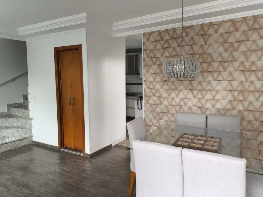 Sobrado com 3 quartos à venda, 156m2 em Vila Aricanduva, São Paulo - SP - imagem 2 Foto 2 de Sobrado com 3 quartos à venda, 156m2 em Vila Aricanduva, São Paulo - SP