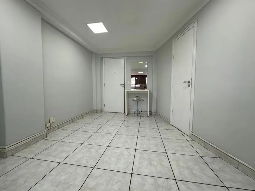 Sala Comercial para alugar, 30m2 em Mirandópolis, São Paulo - SP - imagem 4 Foto 4 de Sala Comercial para alugar, 30m2 em Mirandópolis, São Paulo - SP