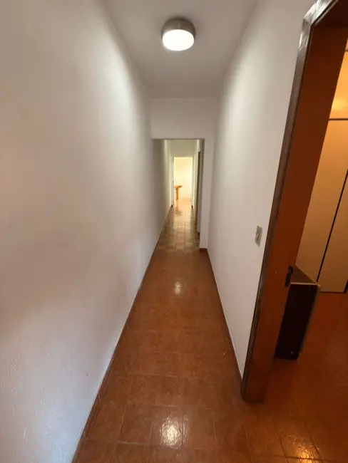 Foto 2 de Sobrado com 3 quartos para alugar, 140m2 em Vila Bertioga, São Paulo - SP