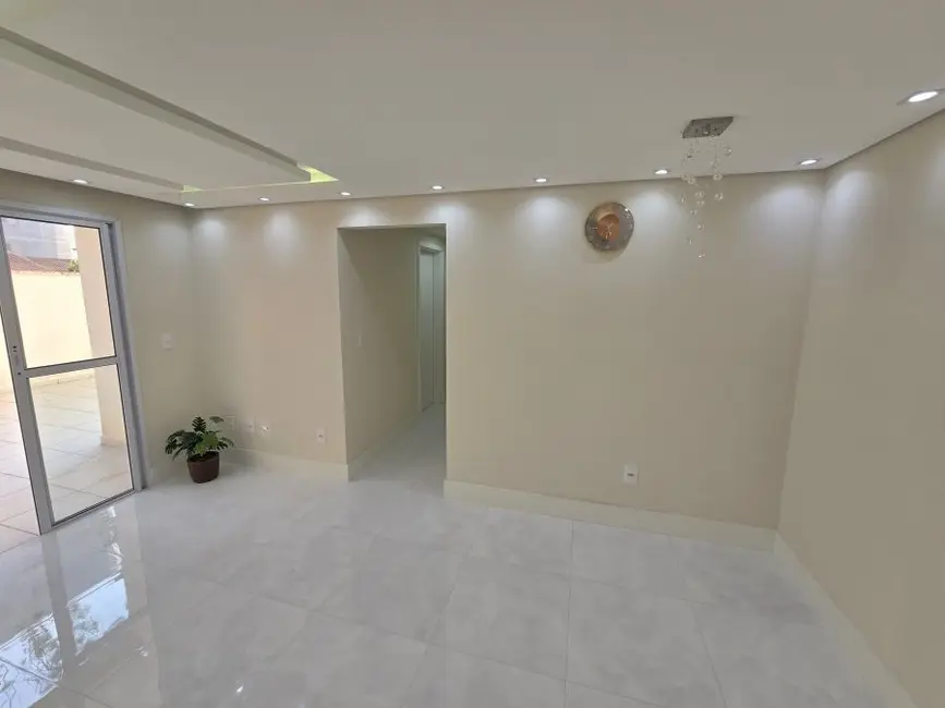 Foto 3 de Apartamento com 2 quartos à venda, 60m2 em Vila Carmosina, São Paulo - SP