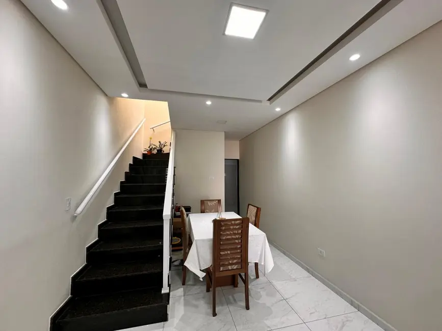 Foto 3 de Sobrado com 3 quartos para alugar, 103m2 em Cidade Centenário, São Paulo - SP