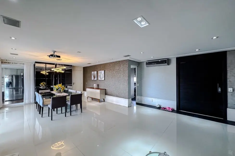 Apartamento com 3 quartos à venda, 227m2 em Vila Gomes Cardim, São Paulo - SP - imagem 4 Foto 4 de Apartamento com 3 quartos à venda, 227m2 em Vila Gomes Cardim, São Paulo - SP