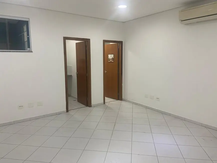 Foto 8 de Sala Comercial para alugar, 30m2 em Vila Nova Manchester, São Paulo - SP