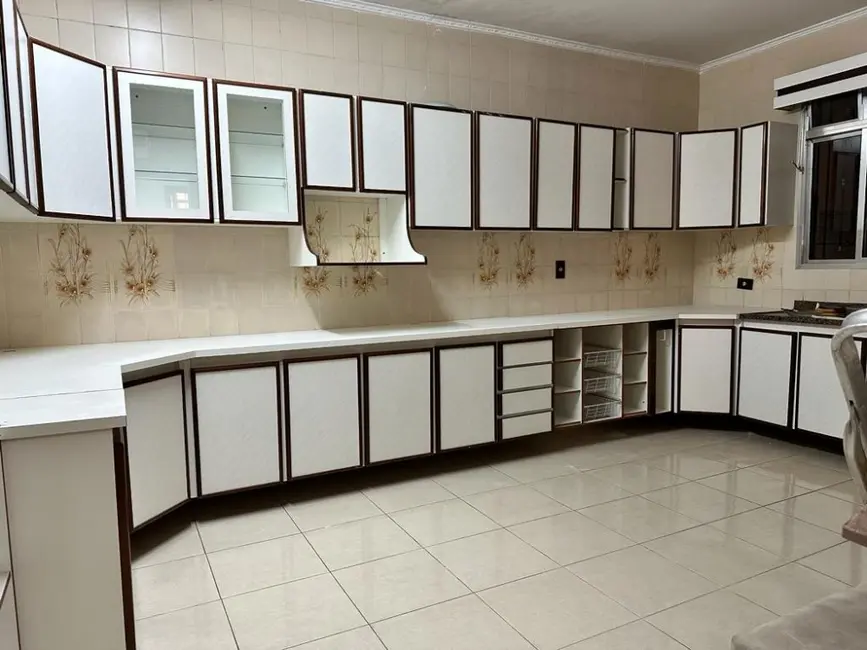 Foto 5 de Casa com 4 quartos para alugar, 200m2 em Cidade Antônio Estevão de Carvalho, São Paulo - SP
