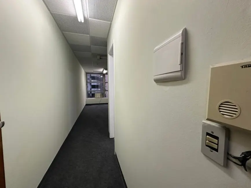 Sala Comercial à venda, 25m2 em Bela Vista, São Paulo - SP - imagem 2 Foto 2 de Sala Comercial à venda, 25m2 em Bela Vista, São Paulo - SP