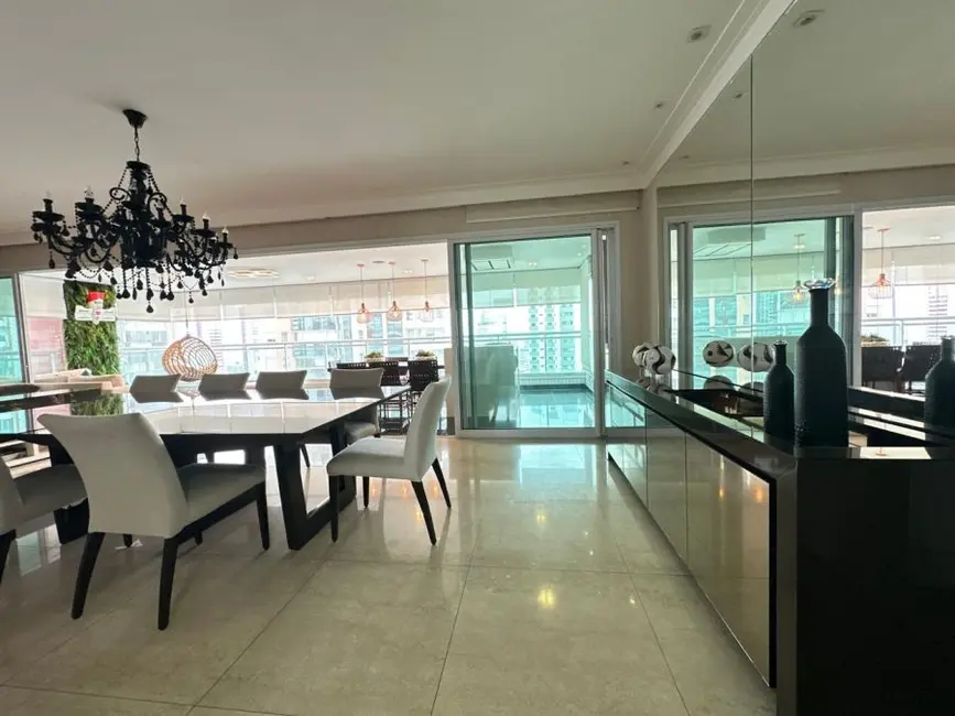 Foto 5 de Apartamento com 4 quartos para alugar, 280m2 em Vila Regente Feijó, São Paulo - SP