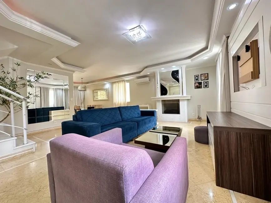 Sobrado com 3 quartos à venda, 185m2 em Vila Carrão, São Paulo - SP - imagem 1 Foto 1 de Sobrado com 3 quartos à venda, 185m2 em Vila Carrão, São Paulo - SP