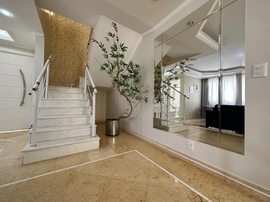 Sobrado com 3 quartos à venda, 185m2 em Vila Carrão, São Paulo - SP - imagem 7 Foto 7 de Sobrado com 3 quartos à venda, 185m2 em Vila Carrão, São Paulo - SP