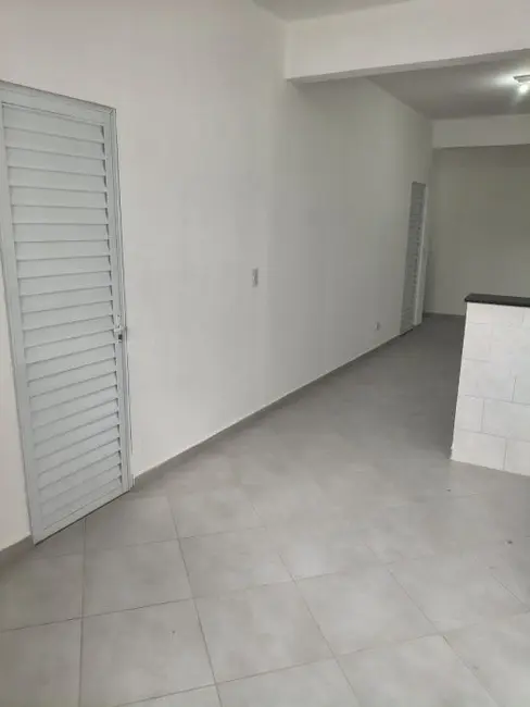 Foto 2 de Apartamento com 2 quartos para alugar, 40m2 em Jardim Maringá, São Paulo - SP