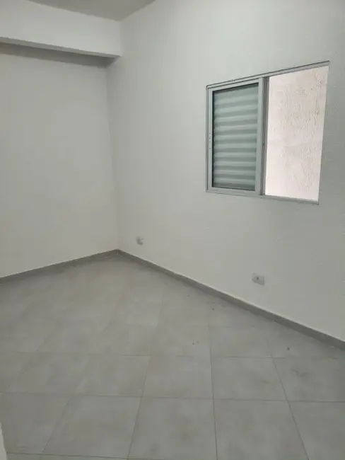 Foto 4 de Apartamento com 2 quartos para alugar, 40m2 em Jardim Maringá, São Paulo - SP
